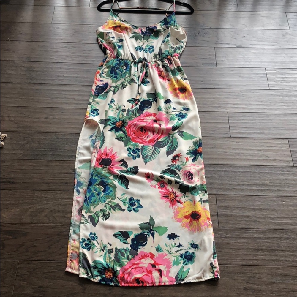 Maxi dress